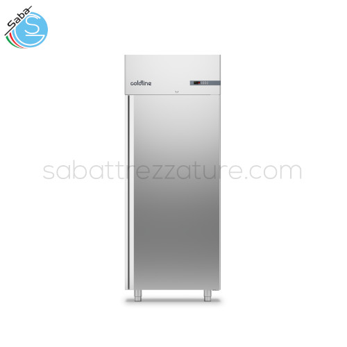 Armadio Ice 900 1 porta - Capacità lorda 872 lt - Range temp. -10°-30°C - Classe efficienza energetica D - Consumo 24h 7,186 kW/h/24h - Gas refrigerante R290 - Dim. (mm) 810×1015×2085 mm - Alim. 220-240 V - 50 Hz - Potenza assorbita 1180 W