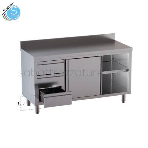 Tavolo armadiato in acciaio inox 18/10 AISI 304 attrezzato con porte scorrevoli con 3 cassetti sx e alzatina - Dimensioni esterne: cm 180x70x85H - Peso: Kg 116