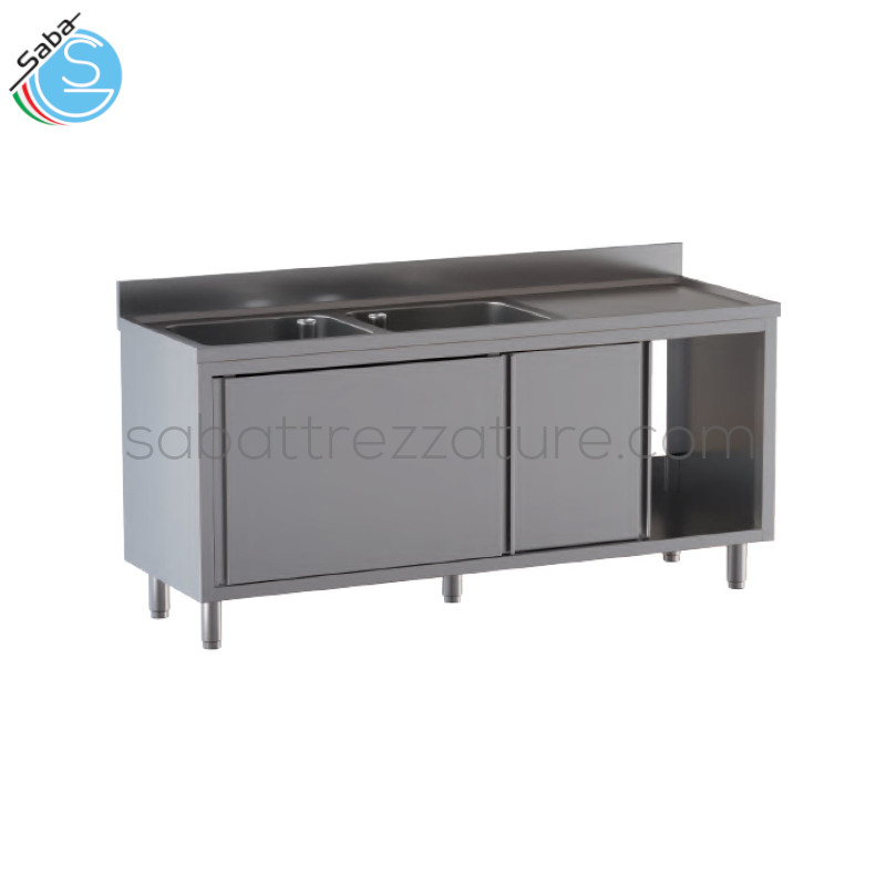 OFFERTA: Lavello armadiato con porte scorrevoli, con n.2 vasche a sinistra e n.1 gocciolatoio a destra - Dimensioni esterne: cm 150x70x85H - Dimensioni vasche: cm 40x50x30H (cadauna) - Peso netto: kg 72