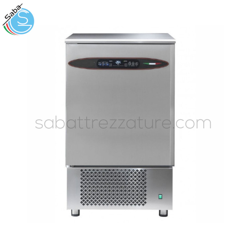 OFFERTA: Abbattitore di temperatura 10 teglie ATTILA TOUCH TECNODOM - Dimensioni : 75 x 75 x 131/133 cm - Alimentazione : Monofase - Spazio tra le griglie : 7 cm - Capacità : 10-GN1/1 / 10-600x400 - Cicli impostabili con sonda al cuore +3°C -18°C | - 40°C