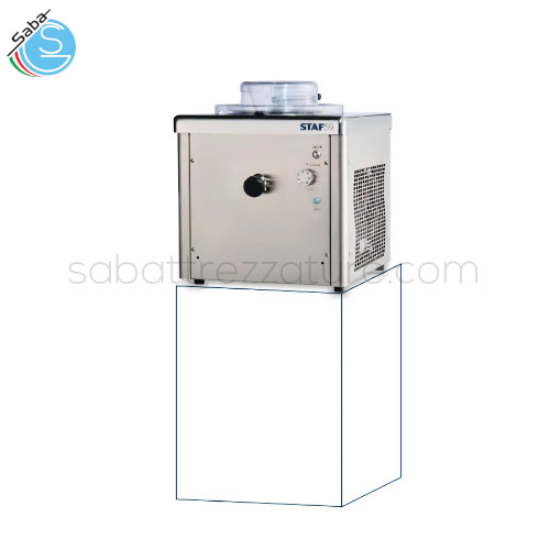 Macchina professionale per gelato BTM10 STAF59 - Prod. oraria lt. 10 - Prod. oraria Kg. 9 - Disposizione Verticale - Condensazione Aria - Dim. L x P x H mm 435x520x514 - Monofase - Potenza W 1100 - Tecnologia elettromeccanico