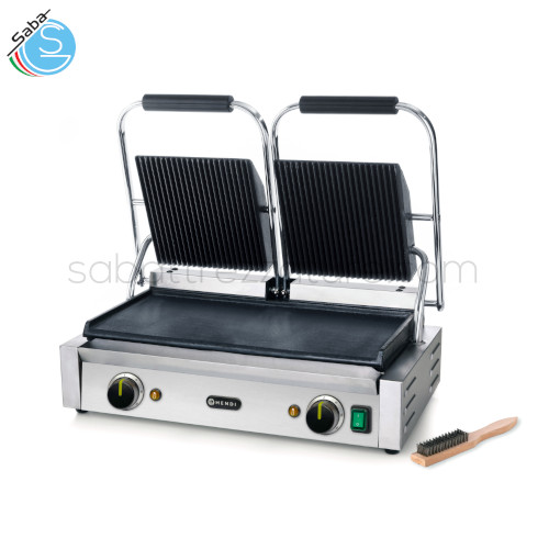 Grill a contatto versione doppia 263808 HENDI - 1/2 rigata a 1/2 liscia - Misure macchina (mm) 570x370x(H)210 - Area del grill (mm) 475x230 - Termostati indipendenti - Potenza (entrata) (W) 3600 - Voltaggio (V) 230