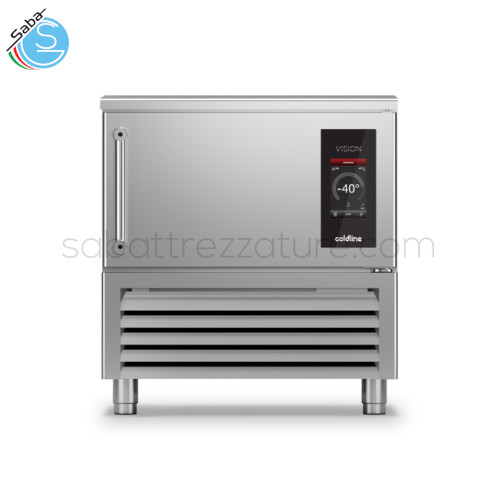 Abbattitore Vision F 5 teglie GN-EN W5F COLDLINE - Range temperatura -40°+65°C - Unità refrigerante Plug-In ad aria - Resa +90/+3 22 Kg - Resa +90/-18 17 Kg - Alimentazione monofase - Potenza assorbita 1430 W - Dimensioni 78×85,9×85,3 cm