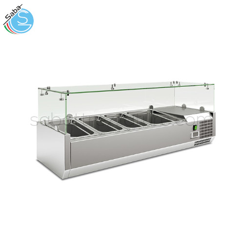 Vetrina refrigerata statica RWX 1200 - Superficie est. e int. in Acciaio Inox - Dimensioni Esterne (LxPxH) 1200 x 395 x 225 mm - Temperatura +2 °C / +8 °C - Vaschette Gastronorm GN (N° 3 GN1/3 + N° 1 GN1/2) - Consumo Energia KwH/24H 1,3