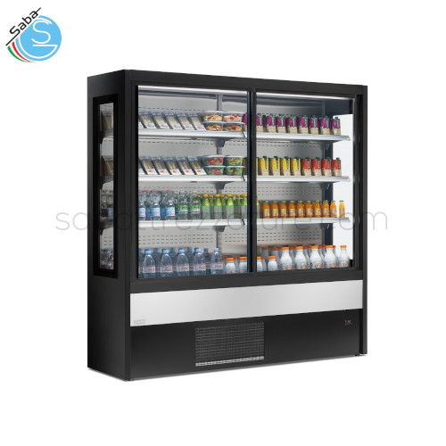 Espositore verticale murale refrigerato - Porte scorrevoli - Temperatura +4 +8°C - Illuminazione a Led 30 watt - Potenza frigorifera 934 Watt - Alimentazione 230/1/50Hz - Dimensioni mm 1000x570x2000 - Peso Kg 142