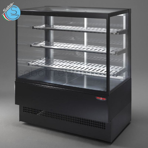 Espositore caldo con vetrocamera temperata dritta - Nr. 3 ripiani forati in acciaio inox - Dimensioni L905xP763XH1391 mm - Potenza assorbita totale 1058 W 4,80 A - Superficie di esposizione 1,30 m2 - Temp. d'esercizio + 65 °C - Alim. monofase